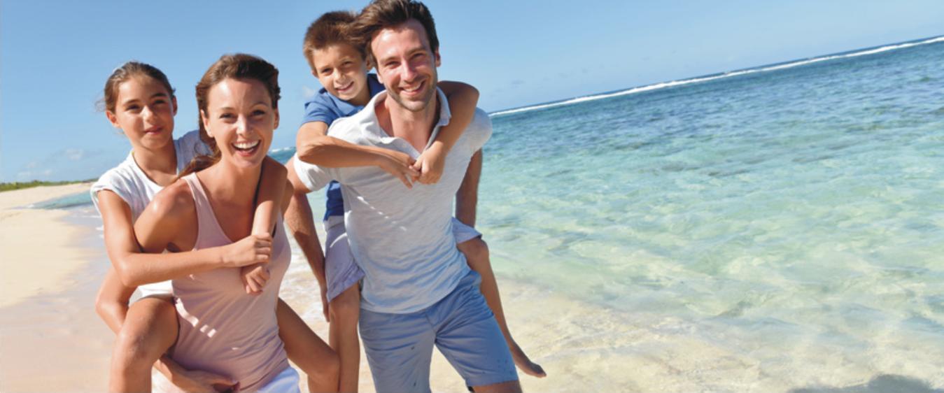 Familie im Ferienhaus Zingst, Fischland, Ostsee