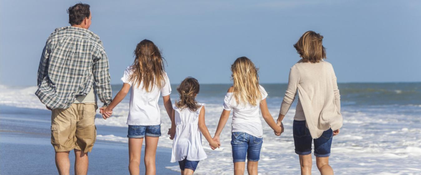 Familie am Strand vom Ferienhaus Zingst